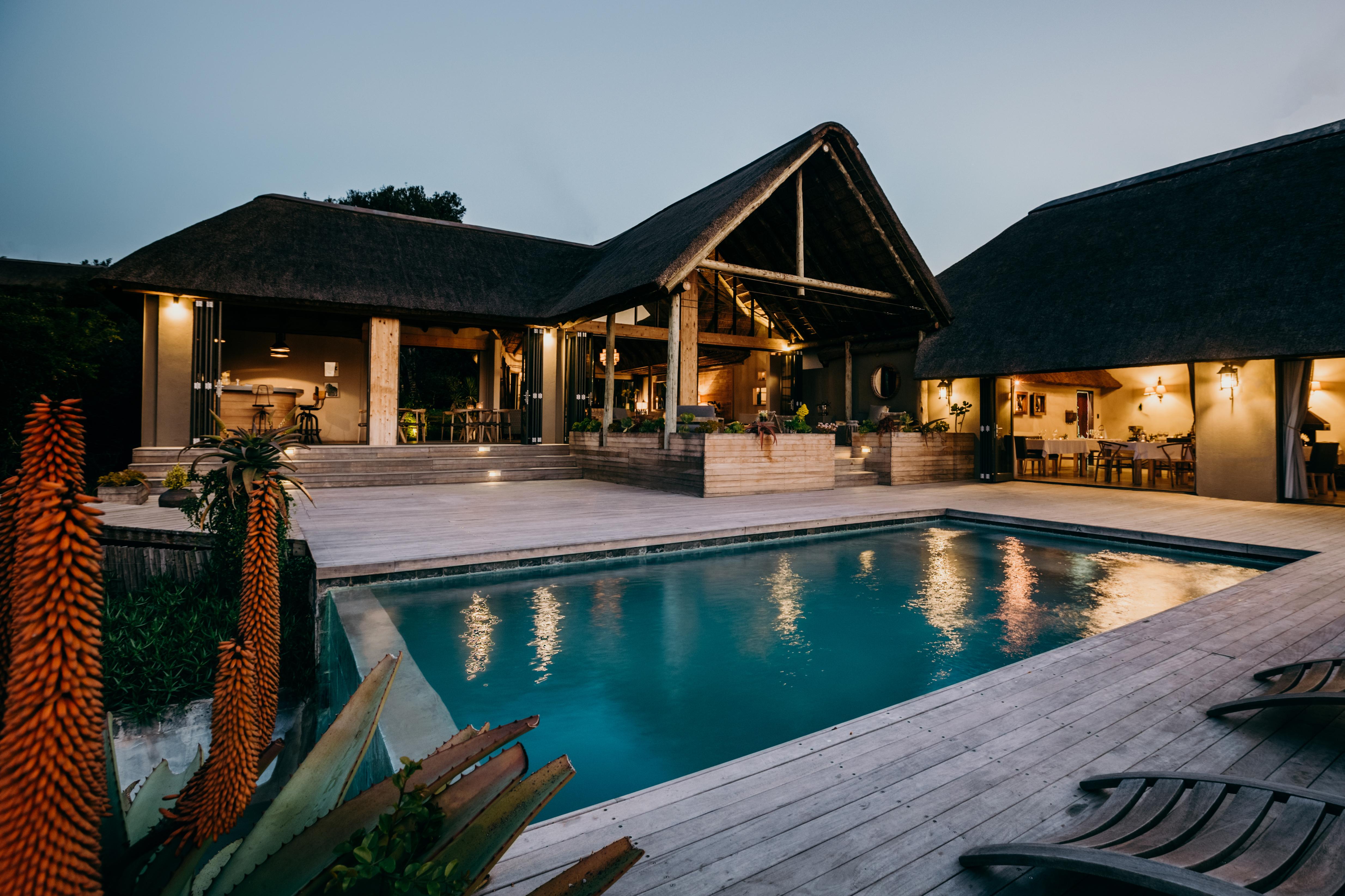 Bukela Game Lodge - Amakhala Doğa Koruma Alanı Dış mekan fotoğraf