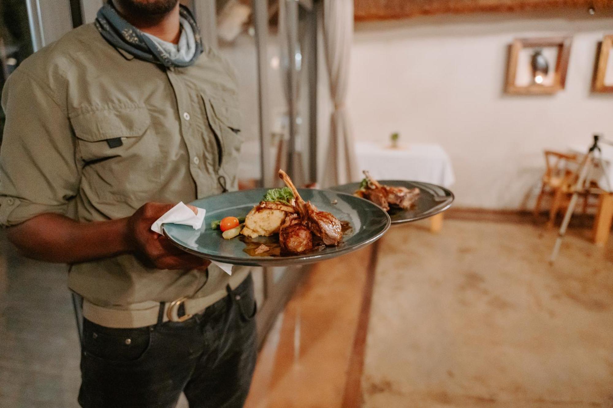 Bukela Game Lodge - Amakhala Doğa Koruma Alanı Dış mekan fotoğraf